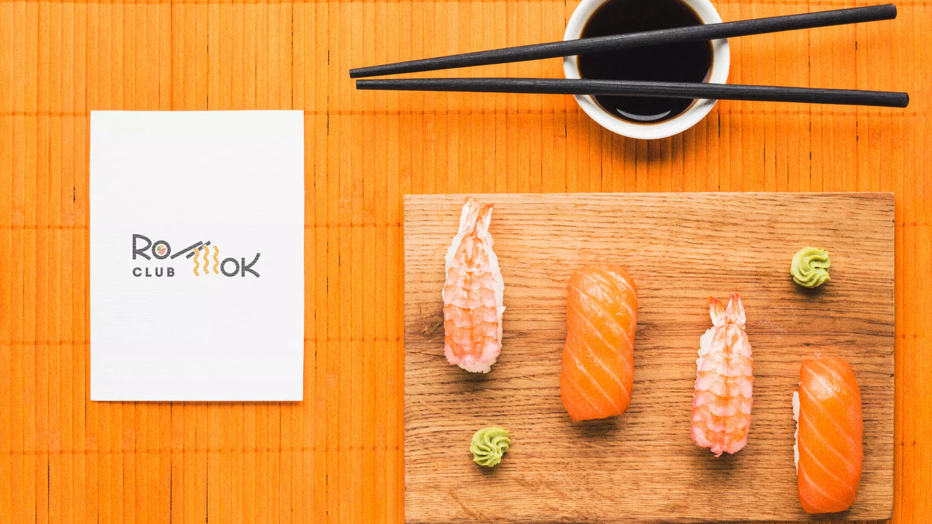 Создание логотипа суши-бара «Roll Wok Club» в Микуне